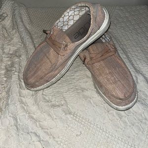 Hey Dude Wendy size 8